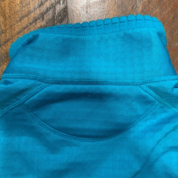 Patagonia R1 Quarter zip - Women’s small in teal - Picture 16 of 16